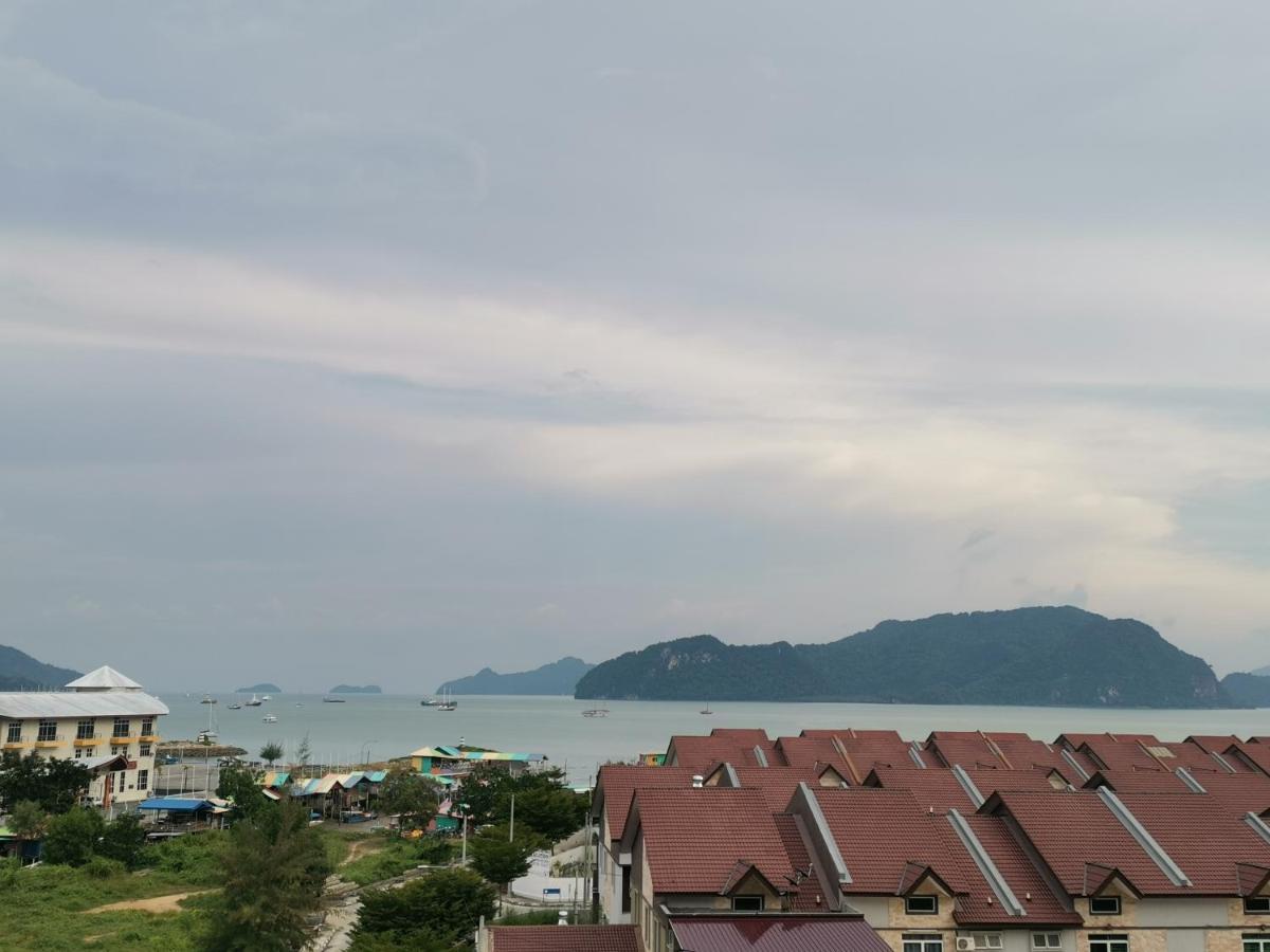 Cd Seaview Apartment Kuah Exterior photo