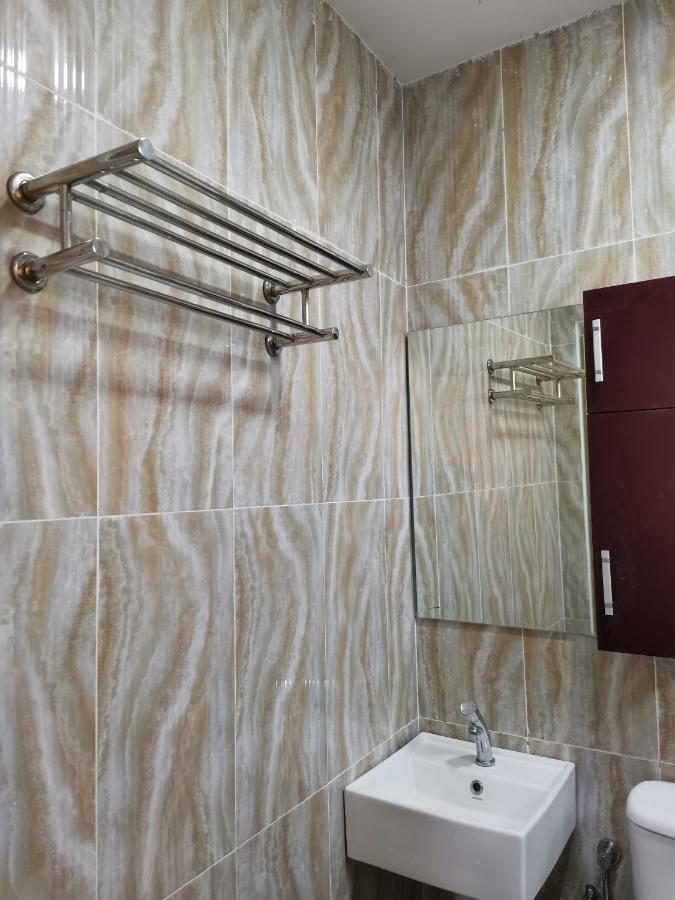 Cd Seaview Apartment Kuah Exterior photo